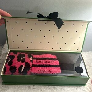 Nib Kate spade 3 cozy low cut socks gift set